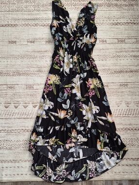 Source Unknown Black Floral Hi-Low Maxi Dress